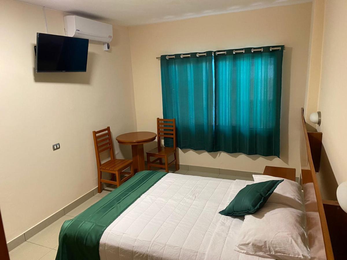 Tariri Hotel Pucallpa Kültér fotó