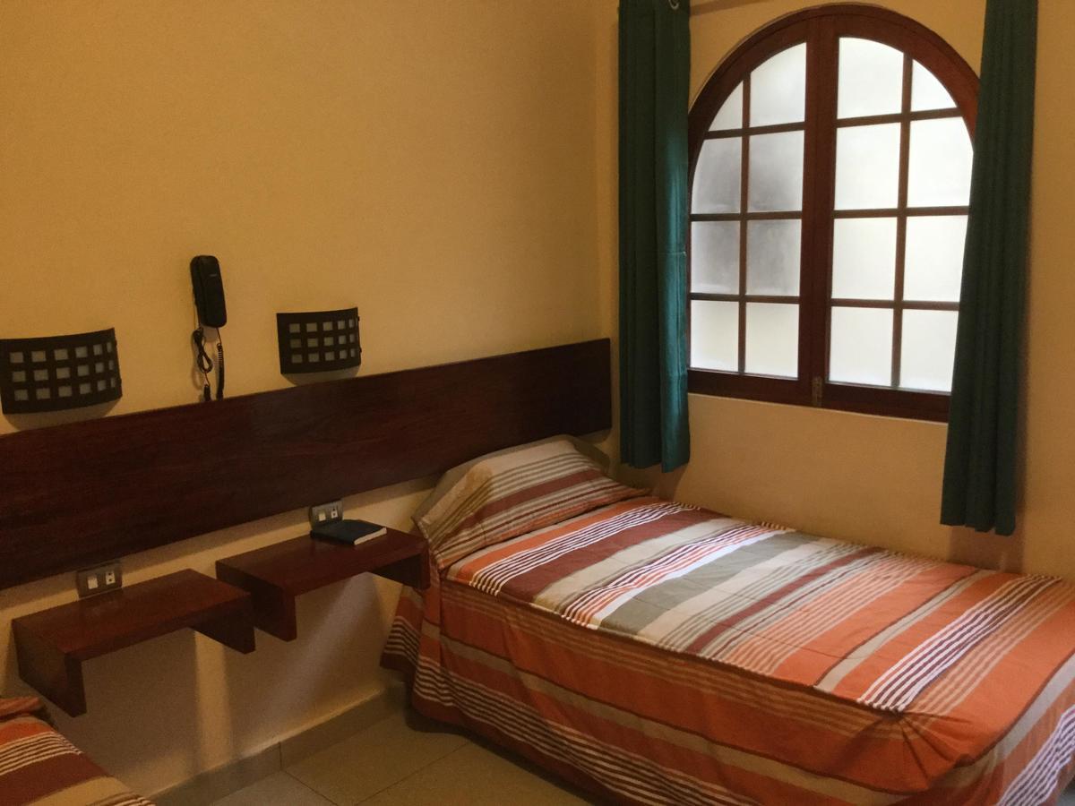 Tariri Hotel Pucallpa Kültér fotó